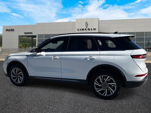 New 2026 Lincoln Corsair Premiere image 5