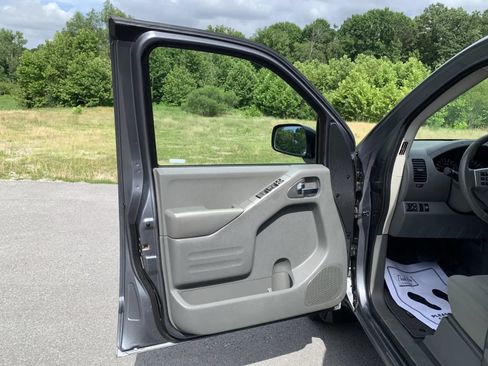 Used 2019 Nissan Frontier SV RWD image 22