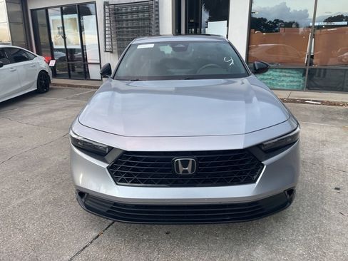 Used 2024 Honda Accord Sport image 2