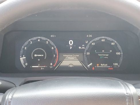 Used 2025 Toyota Tacoma TRD Sport image 17