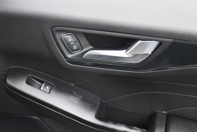 Used 2025 Ford Escape ST-Line FWD image 33