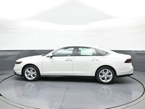 New 2026 Honda Accord LX image 9