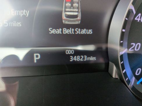 Used 2023 Toyota Highlander Bronze Edition image 16