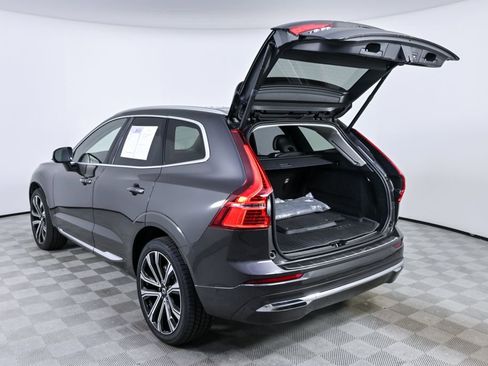 Certified 2023 Volvo XC60 B5 Ultimate w/ Protection Package Premier FWD image 35