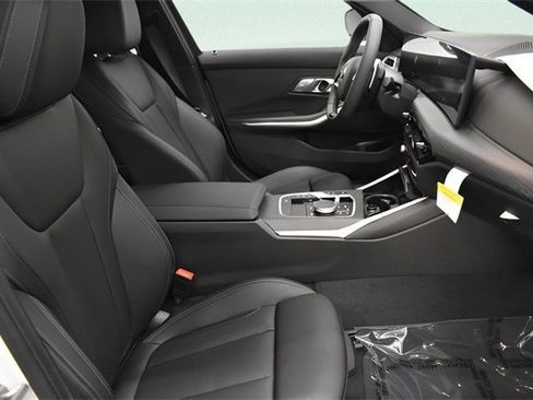 New 2026 BMW 330i xDrive Sedan w/ Convenience Package image 14
