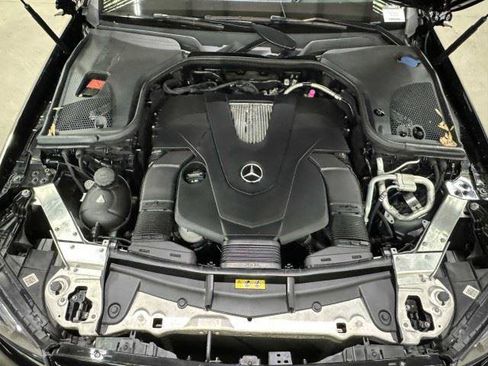 Used 2017 Mercedes-Benz E 400 4MATIC Wagon image 74