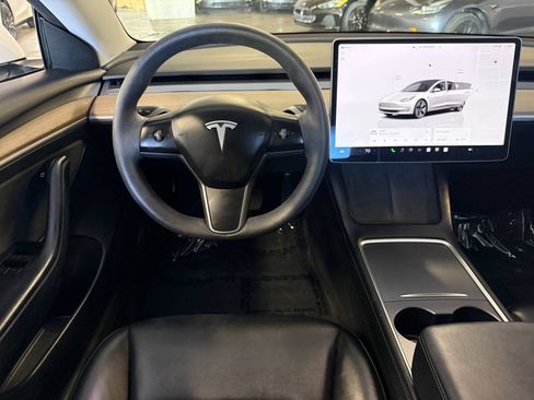 Used 2023 Tesla Model 3 Standard Range RWD image 18
