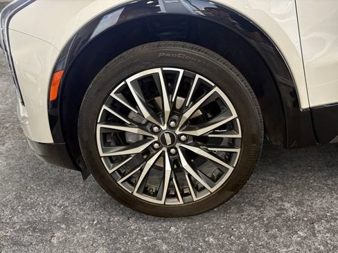 Certified 2024 Cadillac XT4 Sport AWD/4WD image 12