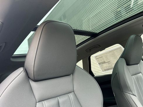 New 2025 Audi Q5 Premium Plus image 16