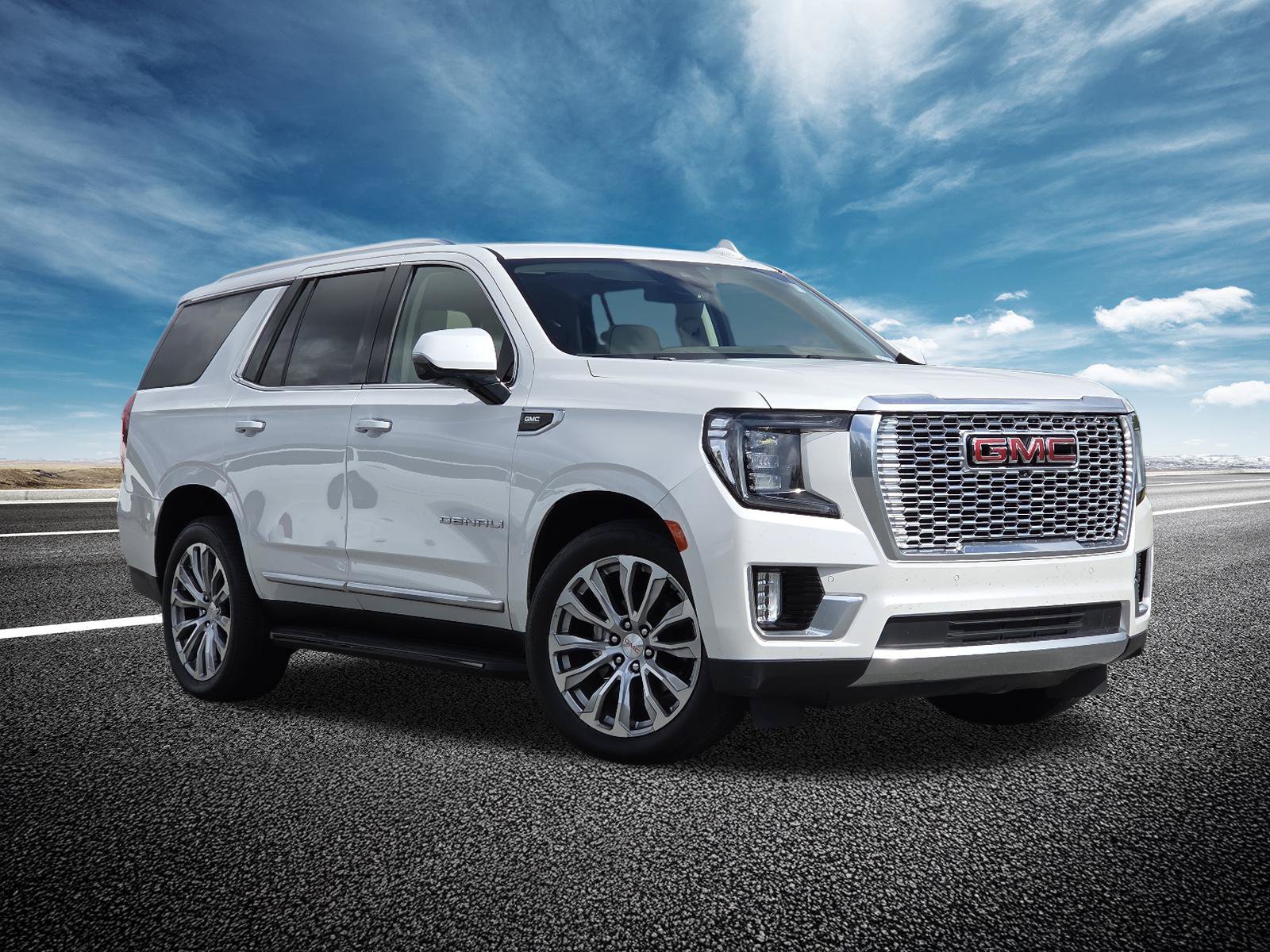 Used 2024 GMC Yukon Denali AWD/4WD image 2