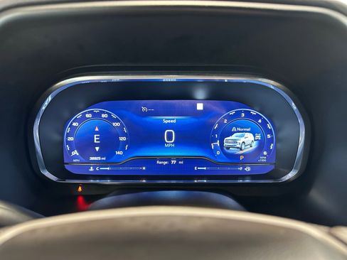 Used 2022 Chevrolet Tahoe Z71 w/ Max Trailering Package image 22