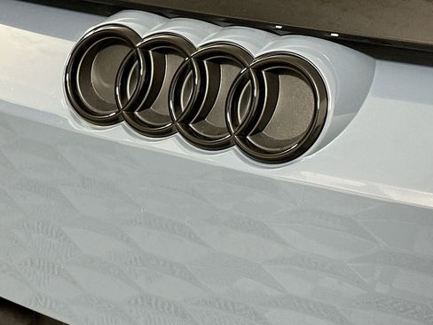 Used 2023 Audi e-tron GT Prestige w/ Prestige Package image 15