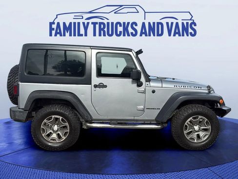 Used 2014 Jeep Wrangler Rubicon w/ Power Convenience Group image 5
