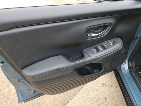Used 2025 Honda HR-V EX-L image 14