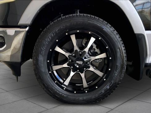 Used 2019 RAM 1500 Laramie image 11