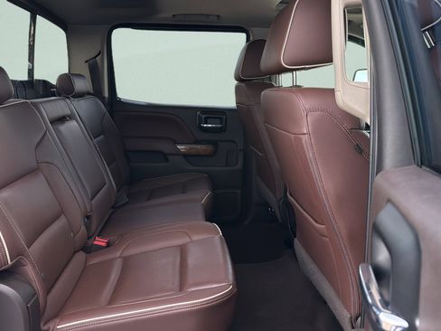 Used 2019 Chevrolet Silverado 3500 High Country AWD/4WD image 28