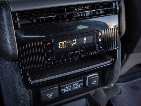 Used 2023 Jeep Wagoneer Series II image 28