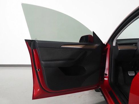 Used 2023 Tesla Model Y Performance image 53