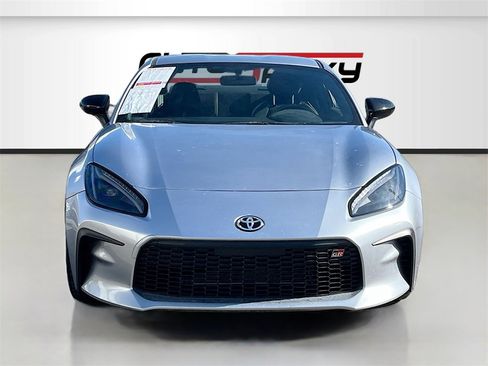 Used 2023 Toyota GR86 Premium w/ ALL Weather Mat Package (TMS) image 2