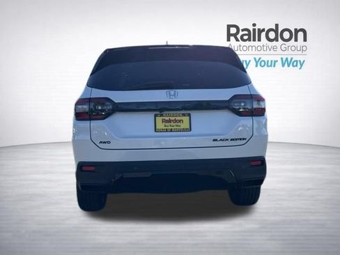 Used 2026 Honda Pilot Black Edition image 6