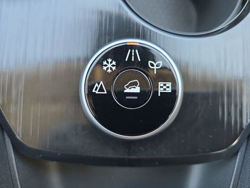 New 2026 Nissan Rogue SV image 27