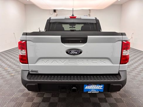 New 2025 Ford Maverick XL image 8