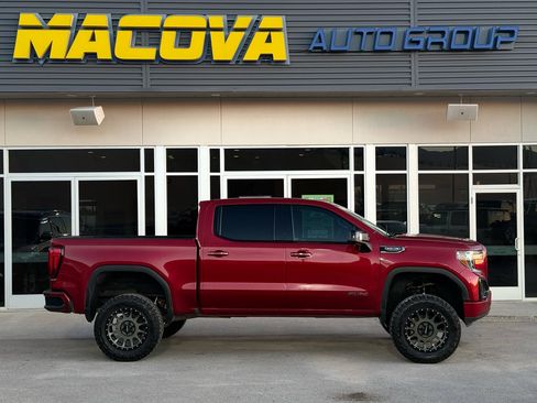 Used 2019 GMC Sierra 1500 AT4 w/ AT4 Premium Package image 1