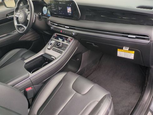 Certified 2024 Hyundai Palisade Calligraphy FWD image 10