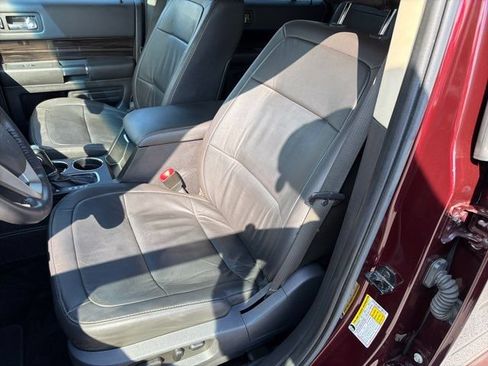 Used 2018 Ford Flex SEL w/ Equipment Group 202A AWD/4WD image 16