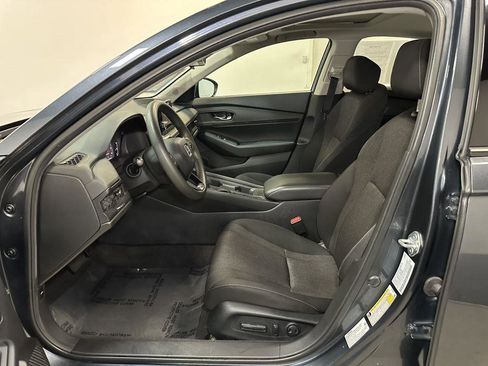 Certified 2023 Honda Accord EX image 22