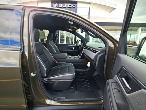 New 2026 GMC Sierra EV Elevation image 15