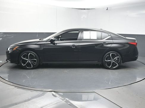 Used 2023 Nissan Altima 2.5 SR image 5