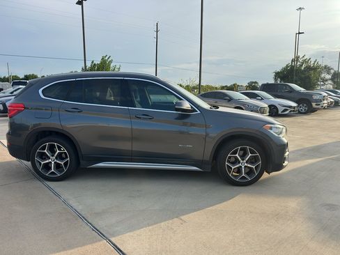 Used 2017 BMW X1 sDrive28i FWD image 5