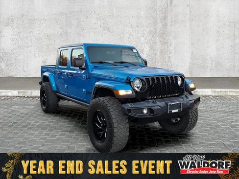 Used 2022 Jeep Gladiator Willys image 1