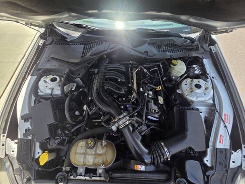Used 2016 Ford Mustang Coupe w/ Equipment Group 051A RWD image 13