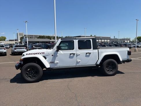Used 2021 Jeep Gladiator Mojave AWD/4WD image 4