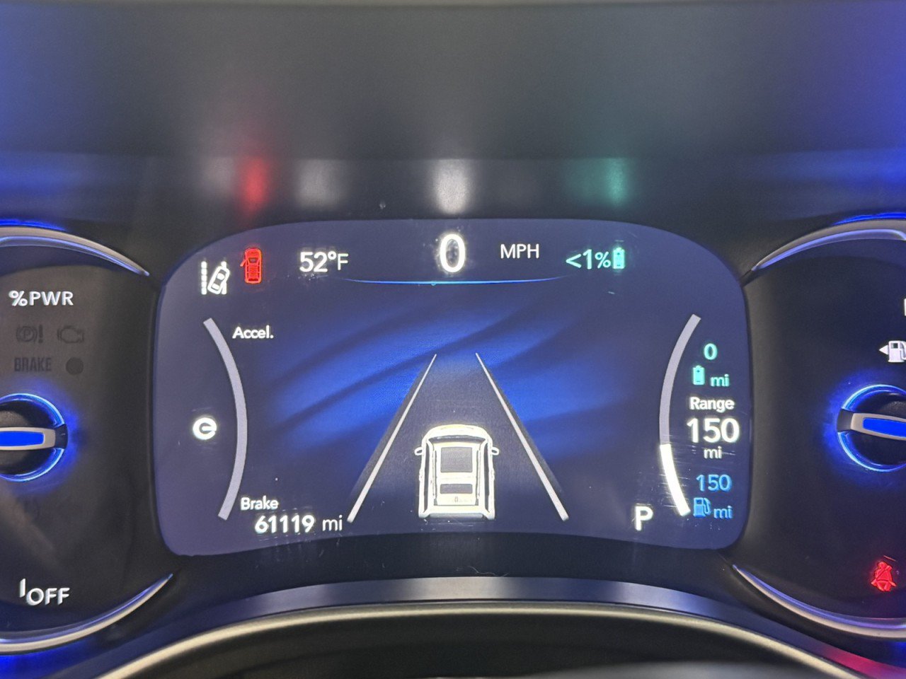 Used 2023 Chrysler Pacifica Touring-L FWD image 18