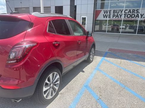 Used 2019 Buick Encore Preferred FWD image 3