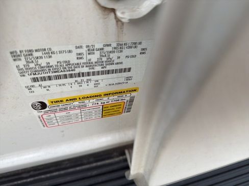 Used 2021 Ford Expedition XLT image 14