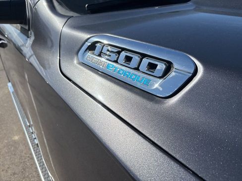 Used 2022 RAM 1500 Big Horn image 5