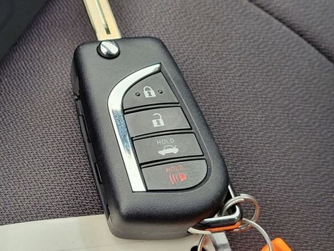 Used 2024 Toyota Camry LE FWD image 32
