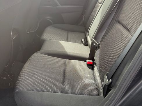 Used 2012 MAZDA MAZDA3 i Touring image 6