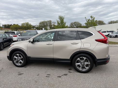 Used 2018 Honda CR-V EX image 4