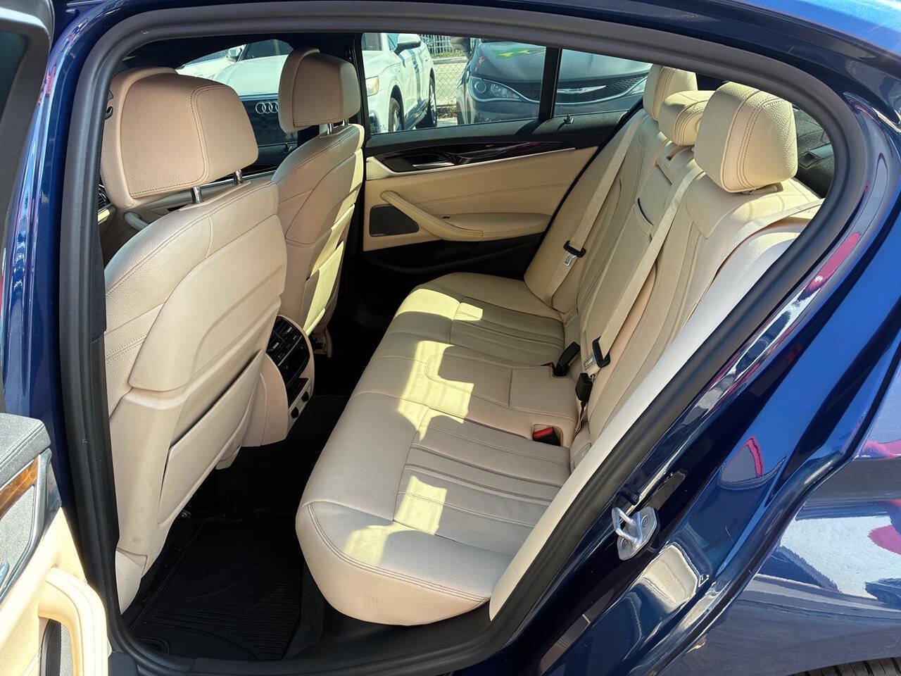 Used 2018 BMW M550i xDrive AWD/4WD image 10