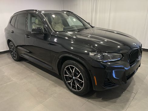 Certified 2024 BMW X3 xDrive30i w/ Premium Package AWD/4WD image 3