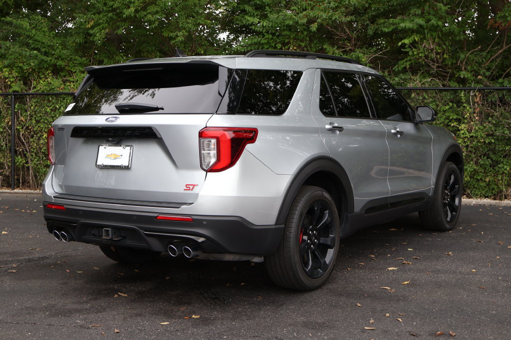 Used 2023 Ford Explorer ST w/ Equipment Group 401A AWD/4WD image 11