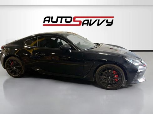 Used 2025 Toyota GR86 Premium w/ Performance Package RWD image 8