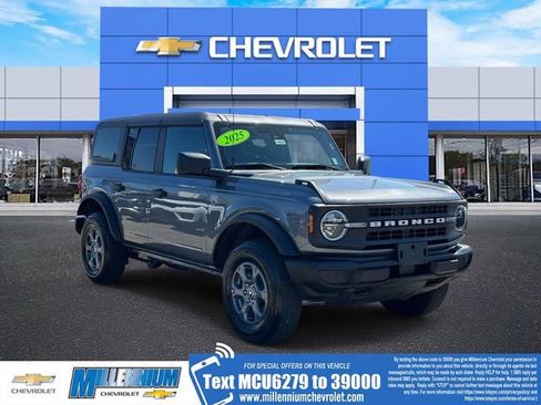 Used 2025 Ford Bronco Big Bend AWD/4WD image 1