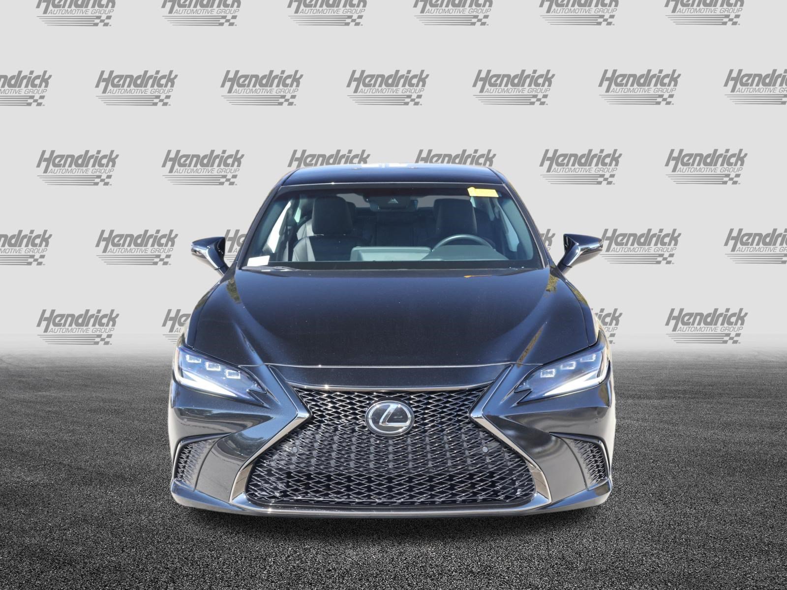 Used 2025 Lexus ES 350 w/ Accessory Package (Z2) FWD image 3