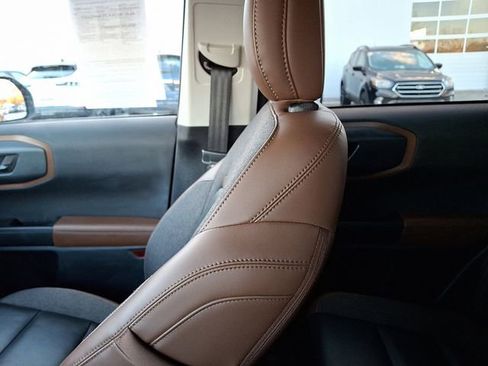 Used 2023 Ford Bronco Sport Outer Banks w/ Tech Package image 18